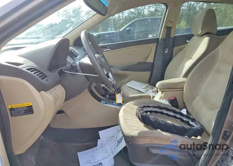 2013 Hyundai Accent Gls from USA, damaged, VIN KMHCU4AE6DU307394